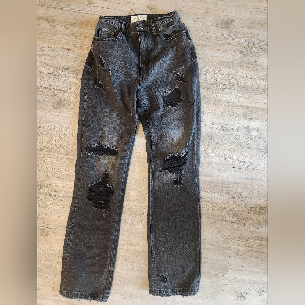 We The Free CRVY Straight Shooter Distressed Jeans - Picture 4 of 10